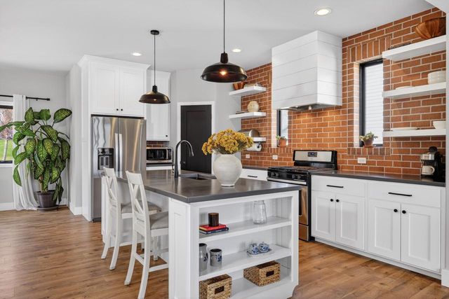 9114 Silverstone Lane, Verona, WI 53593