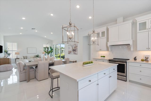 6794 SE Lost Pine Drive, Stuart, FL 34997