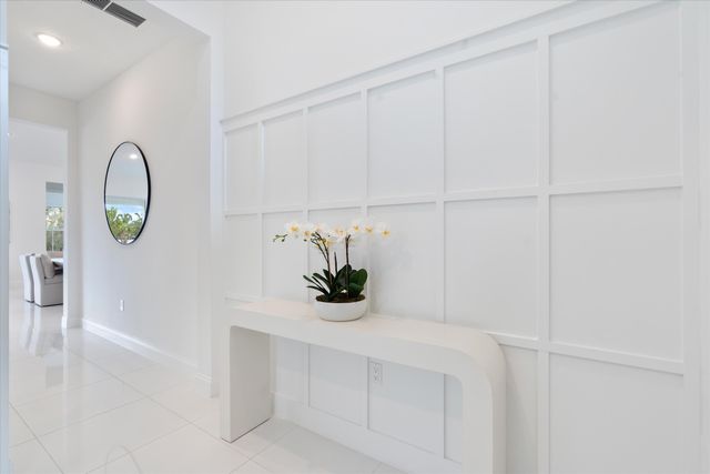 6794 SE Lost Pine Drive, Stuart, FL 34997
