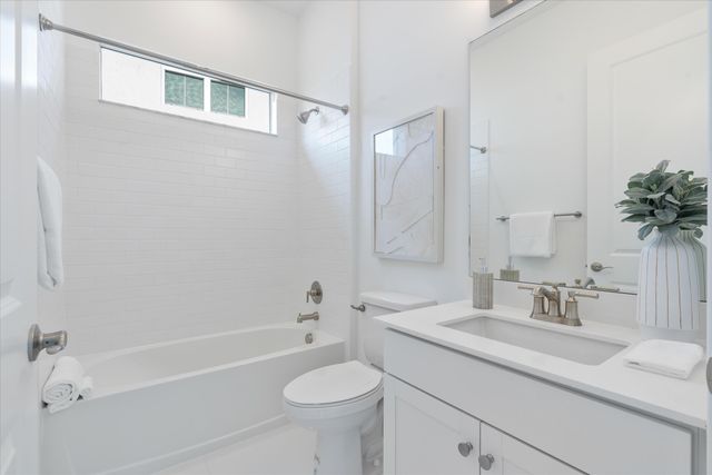 6794 SE Lost Pine Drive, Stuart, FL 34997