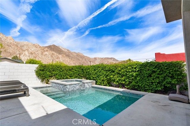 54060 Avenida Madero, La Quinta, CA 92253