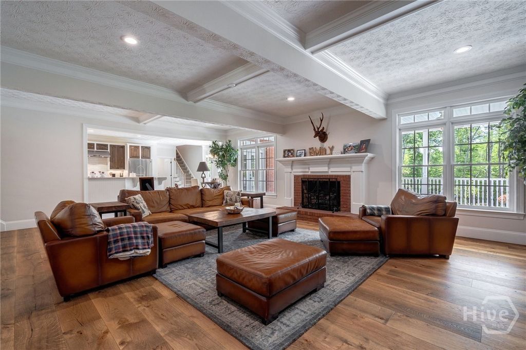 Image 14 of property listing at 2391 Rabbit Farm Circle, Loganville, GA 30052