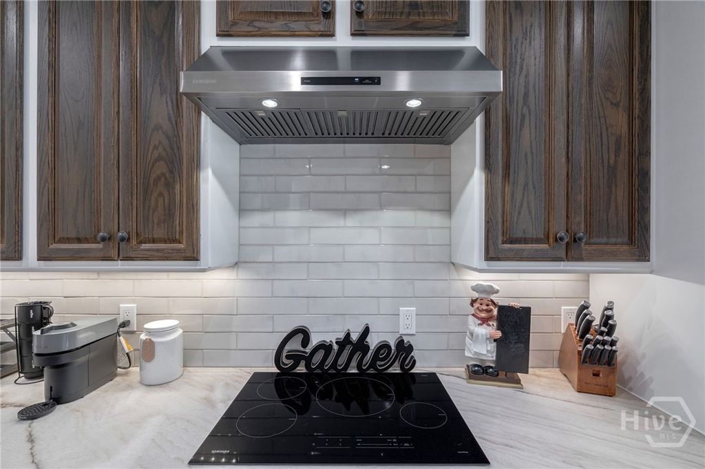 Image 18 of property listing at 2391 Rabbit Farm Circle, Loganville, GA 30052