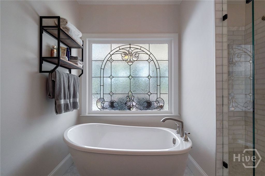 Image 26 of property listing at 2391 Rabbit Farm Circle, Loganville, GA 30052