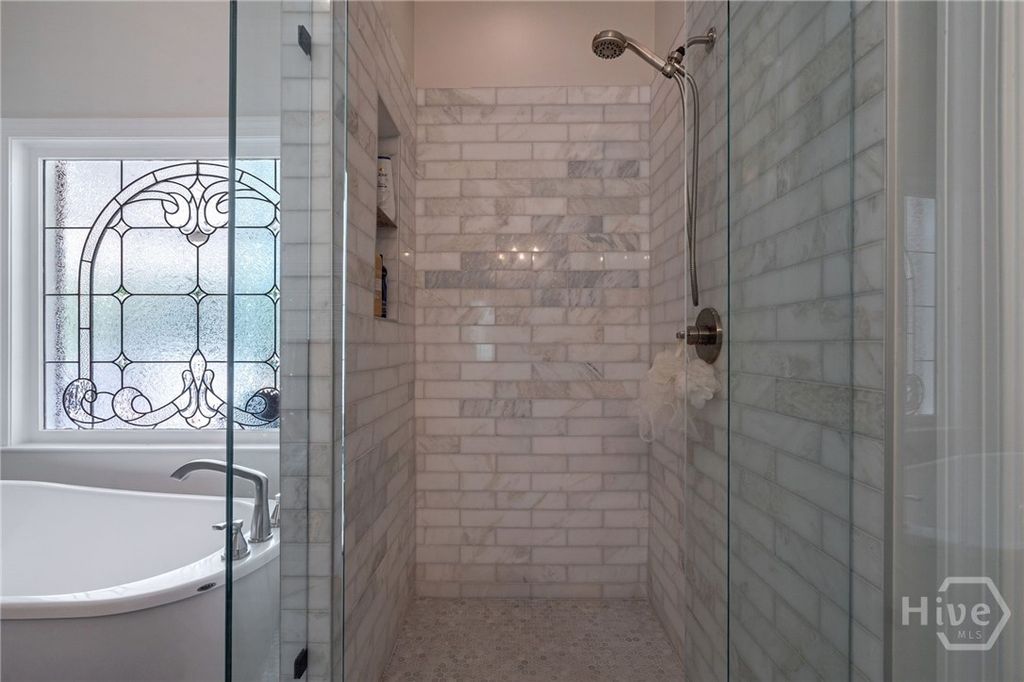 Image 27 of property listing at 2391 Rabbit Farm Circle, Loganville, GA 30052