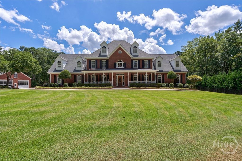 Image 4 of property listing at 2391 Rabbit Farm Circle, Loganville, GA 30052