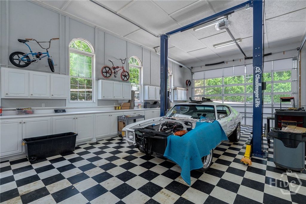 Image 59 of property listing at 2391 Rabbit Farm Circle, Loganville, GA 30052