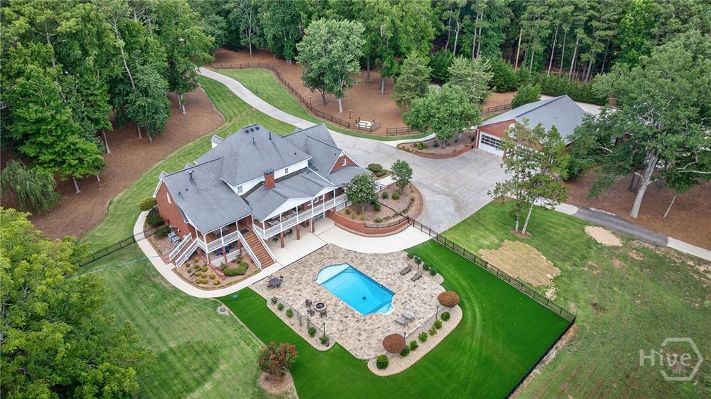 Image 73 of property listing at 2391 Rabbit Farm Circle, Loganville, GA 30052