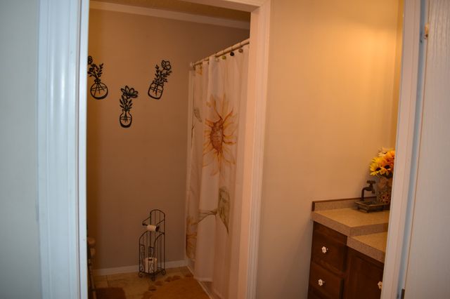 1423 Pack Rd, White Bluff, TN 37187