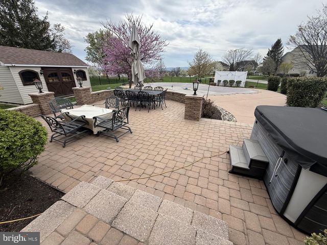 3001 S HILLTOP CT, Collegeville, PA 19426