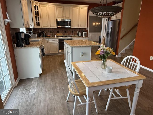 3001 S HILLTOP CT, Collegeville, PA 19426