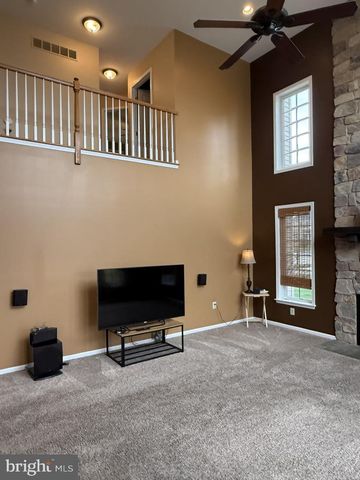 3001 S HILLTOP CT, Collegeville, PA 19426