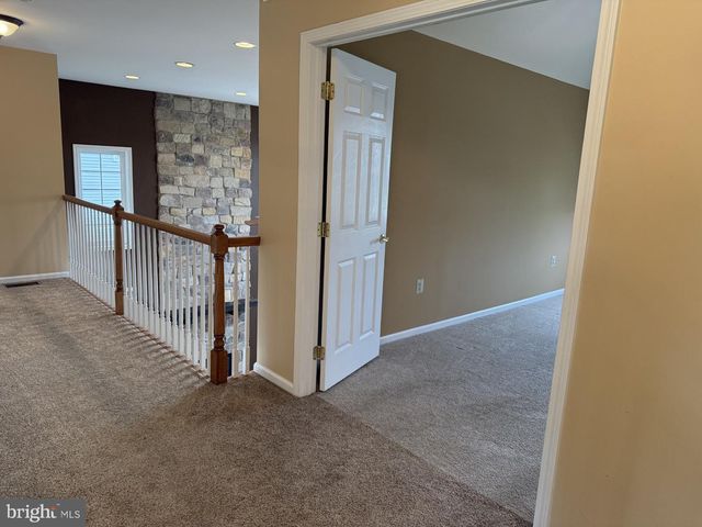 3001 S HILLTOP CT, Collegeville, PA 19426