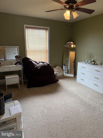 3001 S HILLTOP CT, Collegeville, PA 19426