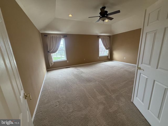 3001 S HILLTOP CT, Collegeville, PA 19426