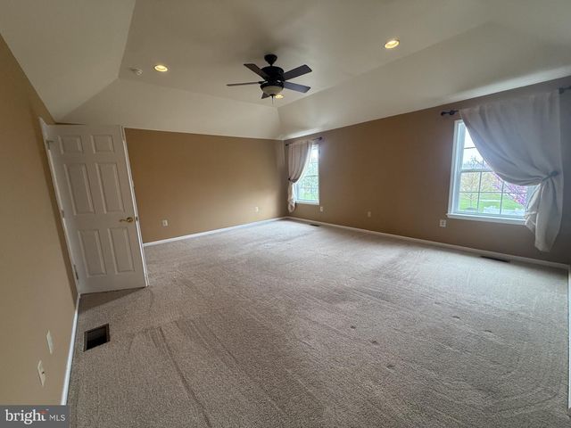 3001 S HILLTOP CT, Collegeville, PA 19426