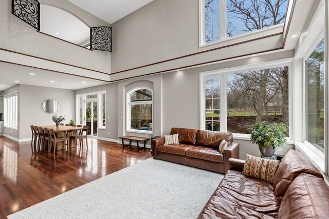 4251 Manor Court Road, Minnetonka, MN 55345