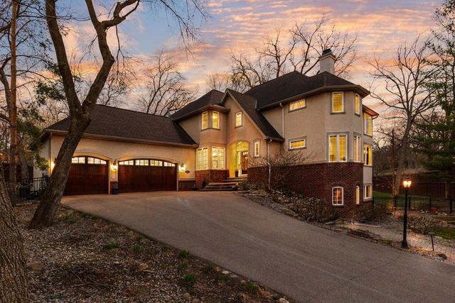 4251 Manor Court Road, Minnetonka, MN 55345