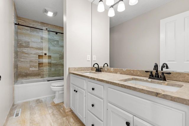 4251 Manor Court Road, Minnetonka, MN 55345