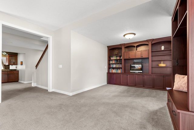 4251 Manor Court Road, Minnetonka, MN 55345