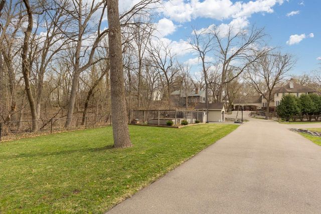 4251 Manor Court Road, Minnetonka, MN 55345