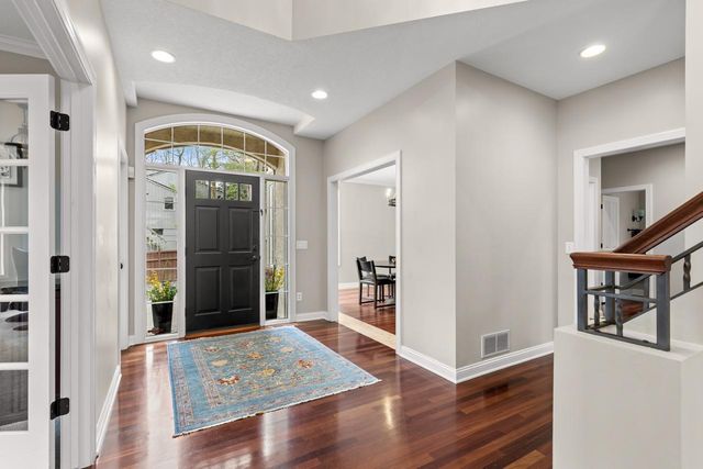 4251 Manor Court Road, Minnetonka, MN 55345