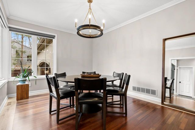 4251 Manor Court Road, Minnetonka, MN 55345