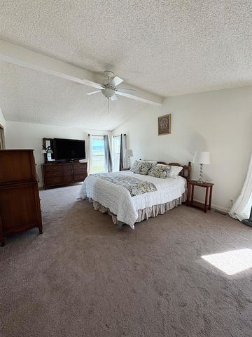 9570 Banderilla Dr, La Grange, CA 95329