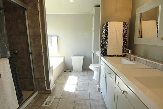 9570 Banderilla Dr, La Grange, CA 95329