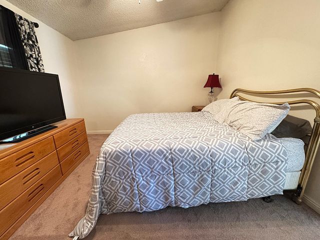 9570 Banderilla Dr, La Grange, CA 95329