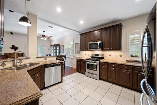 6020 Timber Oaks Ridge, Humble, TX 77346