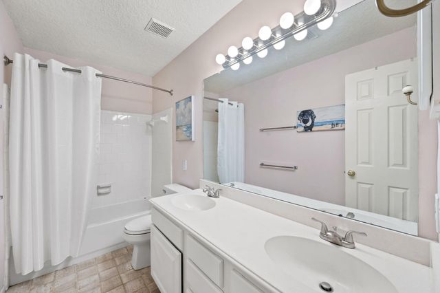 6020 Timber Oaks Ridge, Humble, TX 77346