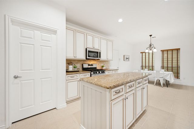 9745 Water Tree Drive, Mckinney, TX 75072