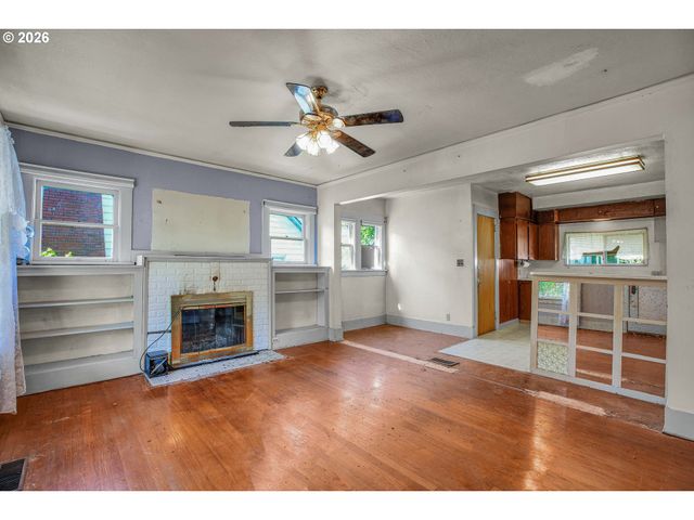 3915 N Montana Ave, Portland, OR 97227