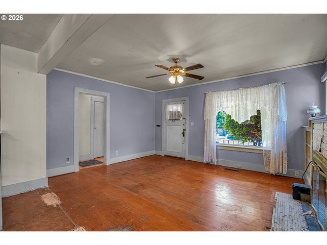 3915 N Montana Ave, Portland, OR 97227