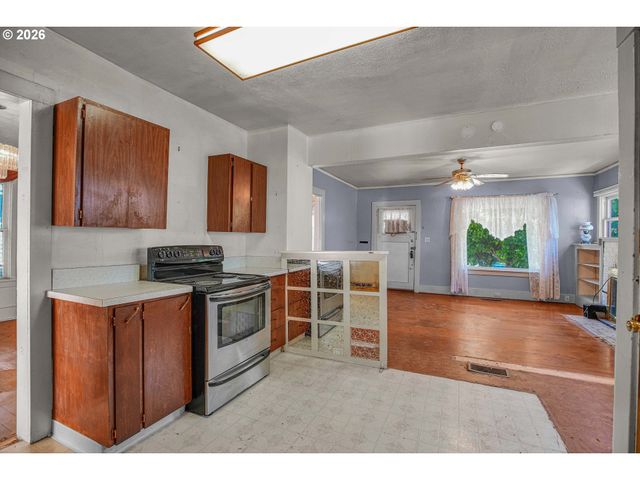 3915 N Montana Ave, Portland, OR 97227