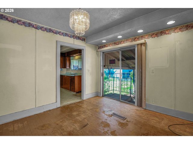 3915 N Montana Ave, Portland, OR 97227