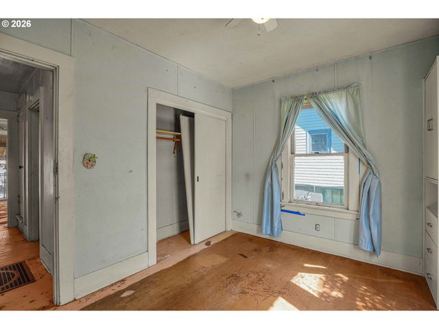 3915 N Montana Ave, Portland, OR 97227