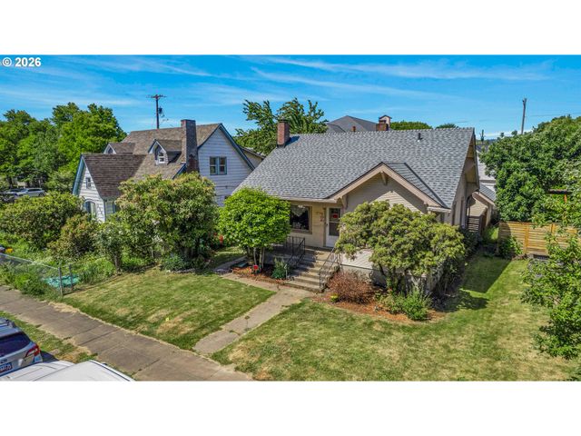 3915 N Montana Ave, Portland, OR 97227
