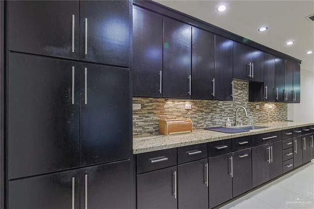 412 Toronto Avenue 34, Mcallen, TX 78503