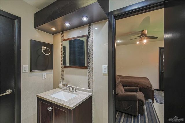 412 Toronto Avenue 34, Mcallen, TX 78503