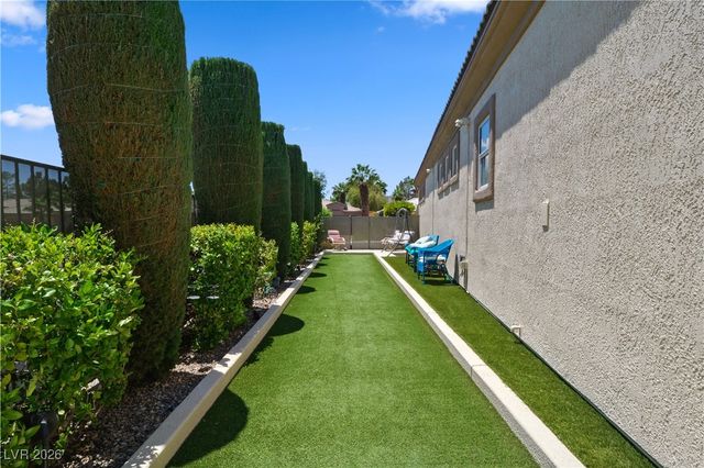 4208 Agosta Luna Place, Las Vegas, NV 89135