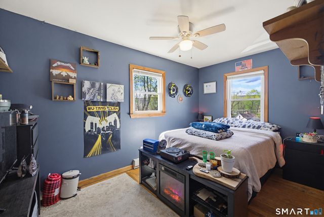 17 Pleasant Street, New Milford, CT 06776