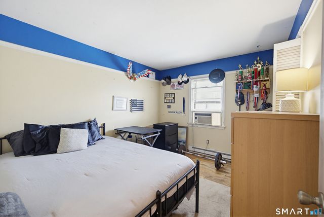 17 Pleasant Street, New Milford, CT 06776