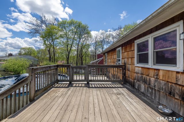 17 Pleasant Street, New Milford, CT 06776