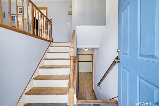 17 Pleasant Street, New Milford, CT 06776