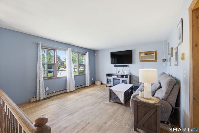 17 Pleasant Street, New Milford, CT 06776