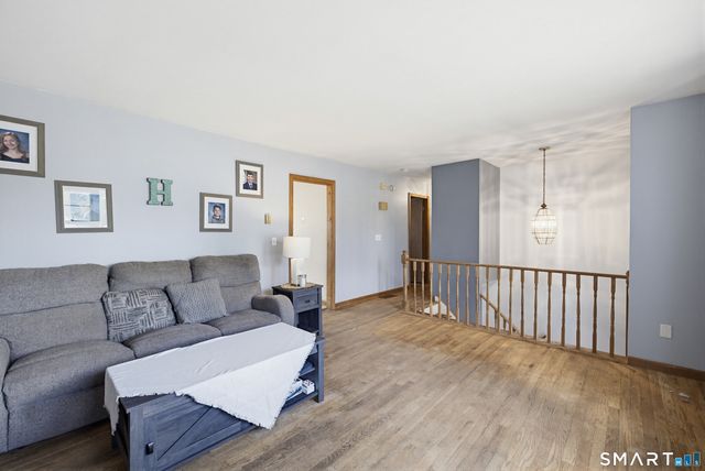 17 Pleasant Street, New Milford, CT 06776