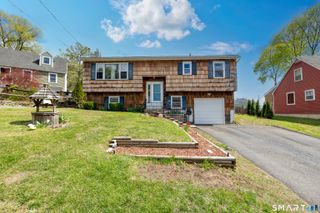 17 Pleasant Street, New Milford, CT 06776