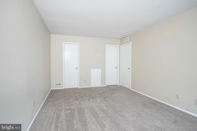 2107-A SEDGEFIELD DR, Mount Laurel, NJ 08054